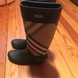 Burberry Rainboots